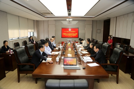 beat365官网召开2021年第13次党委常委会 专题学习习近平总书记视察广西时的重要讲话和重要指示精神