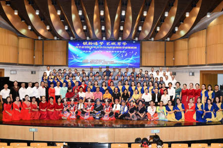 beat365正版唯一官网老年大学顺利举办首期教学成果展演